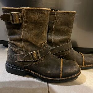 UGG Mens Brown Leather Boots